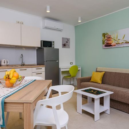Apartmani Marko I Ana Marina Eksteriør billede