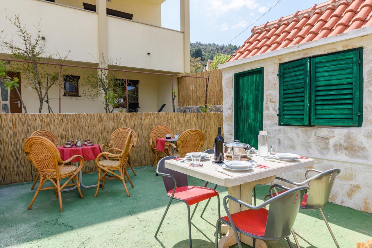 Apartmani Marko I Ana Marina Eksteriør billede