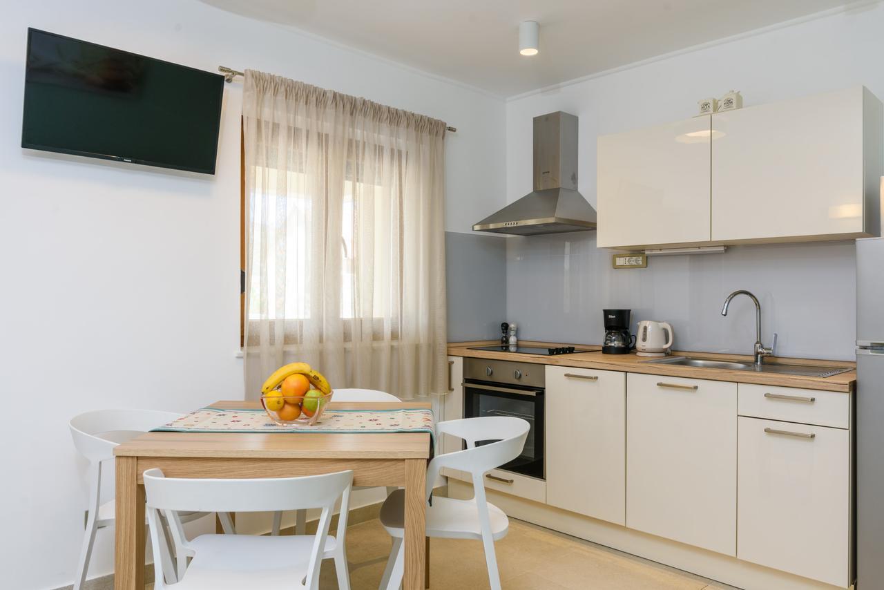 Apartmani Marko I Ana Marina Eksteriør billede
