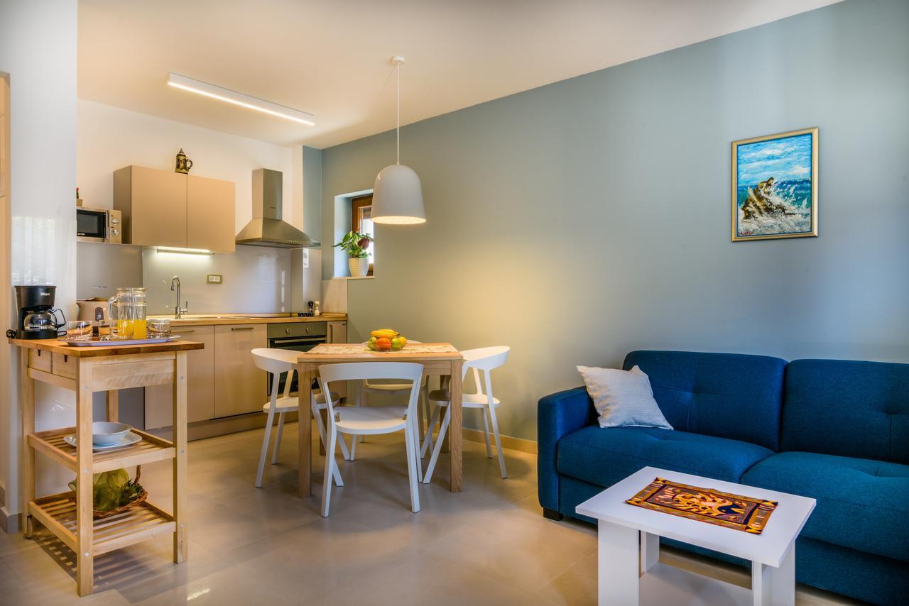 Apartmani Marko I Ana Marina Eksteriør billede